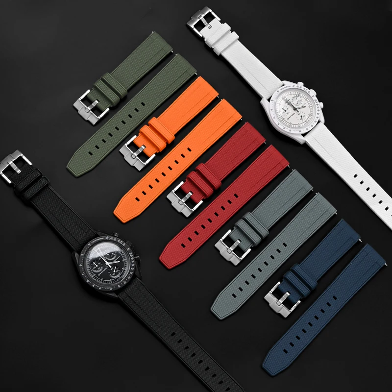 Cinturino in silicone liquido  - Omega Watch Speedmaster recensione e prezzo